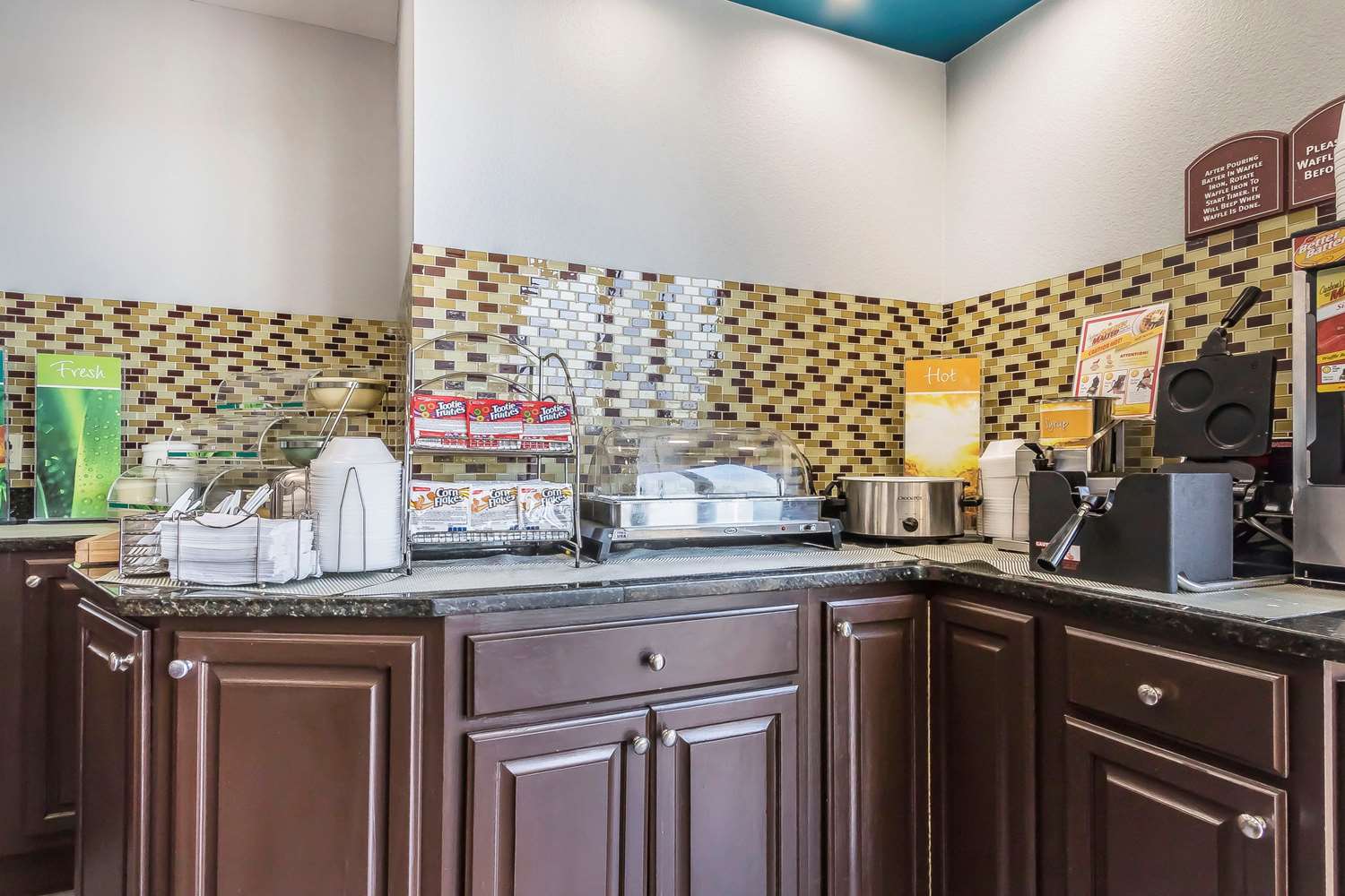 Quality Inn Charleston - Sikeston 36/36