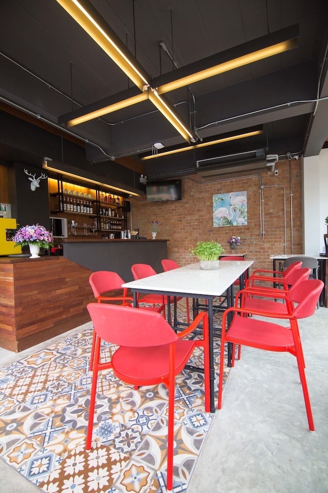 The Rodman Hotel 45/53