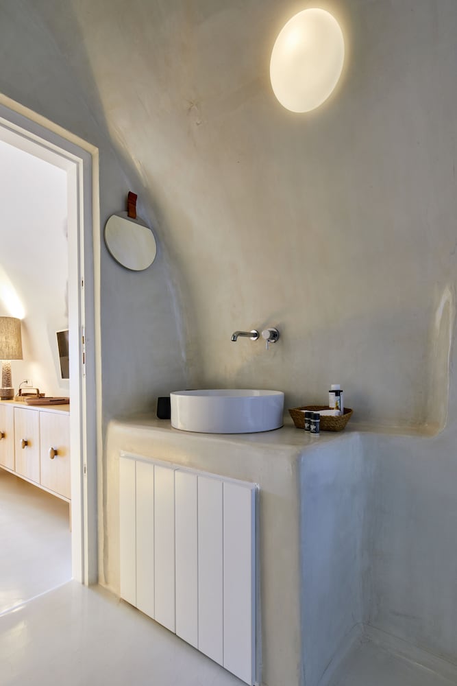 Olea Cave House 49/50