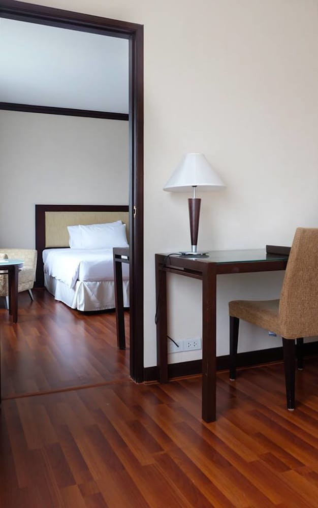 Zenith Sukhumvit Hotel Bangkok 30/73