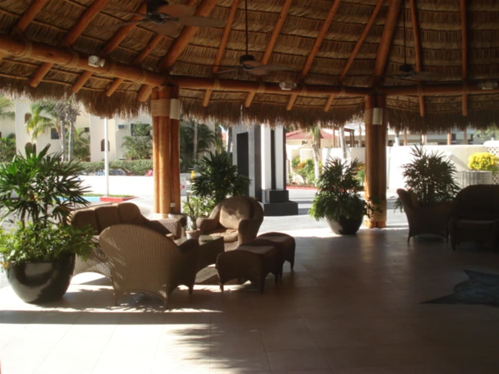 Park Royal Homestay Los Cabos 34/38
