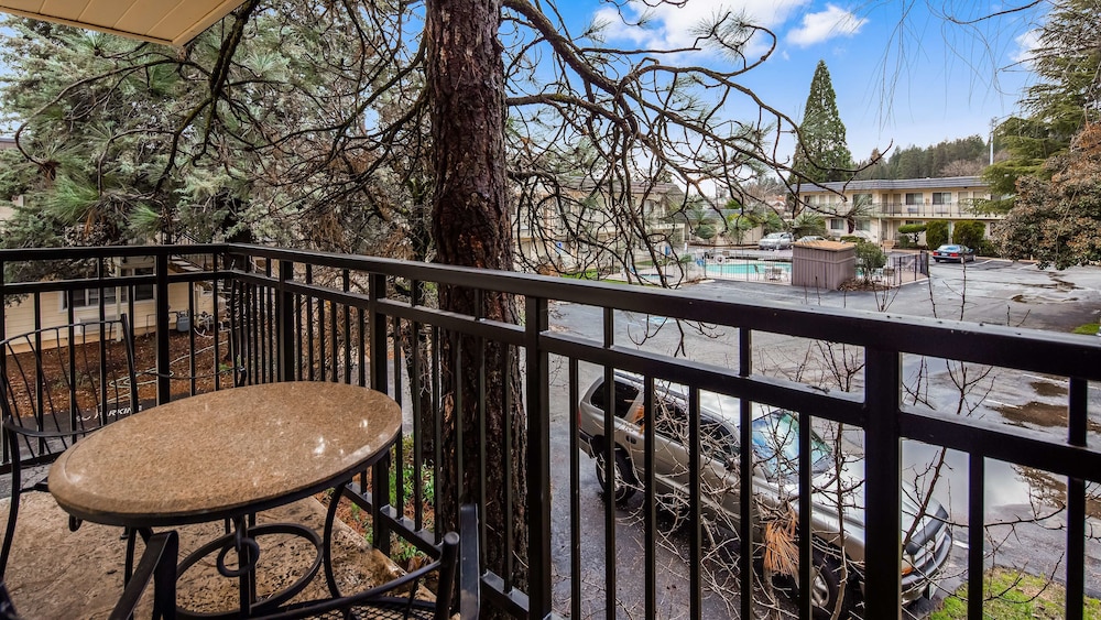 Best Western Gold Country Inn 10/42