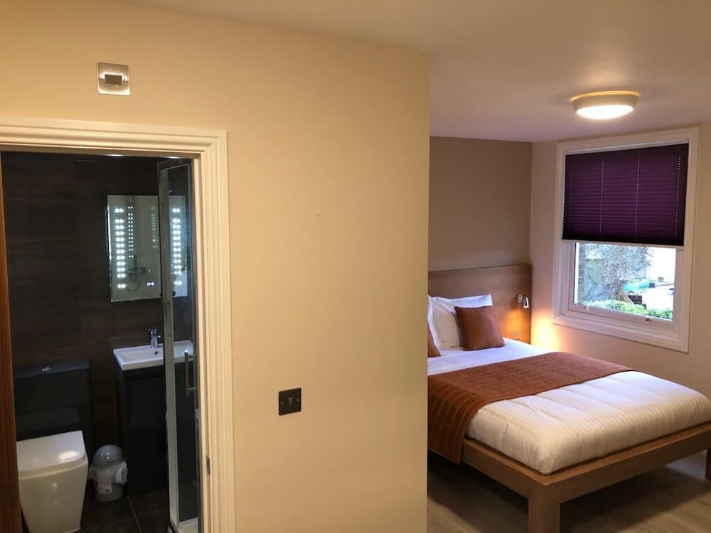 SUPERIOR, DOUBLE BED