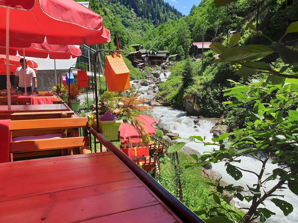 Ayder Avusor Butik Otel 18/19