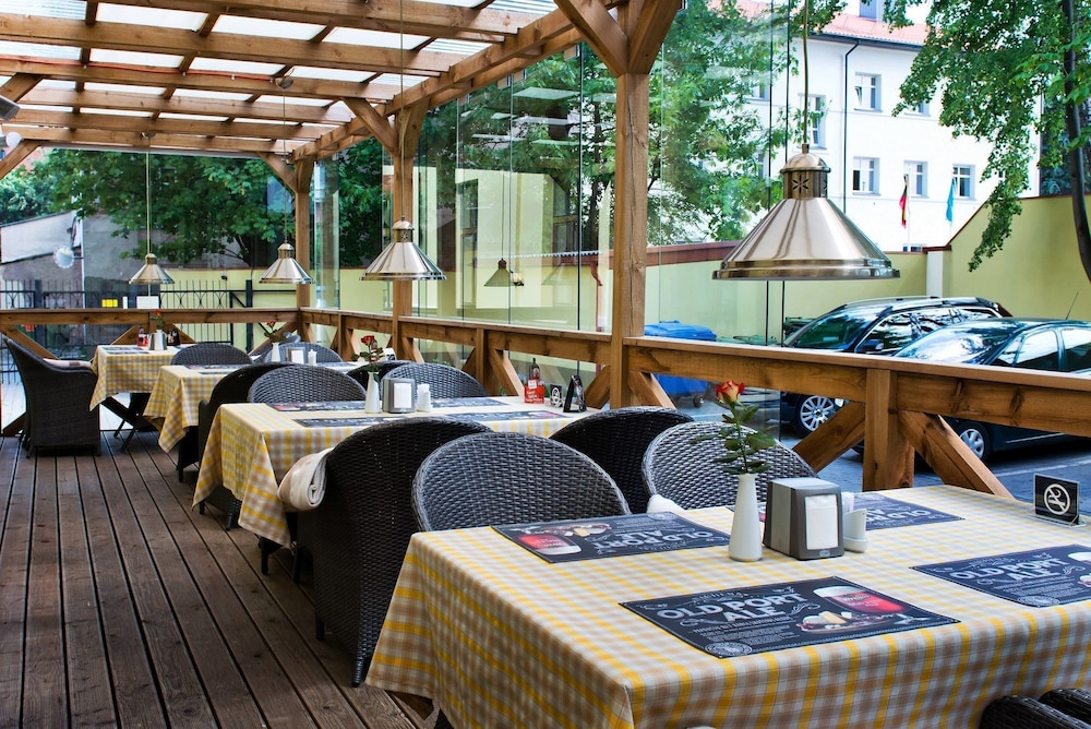 Memel Hotel 28/66
