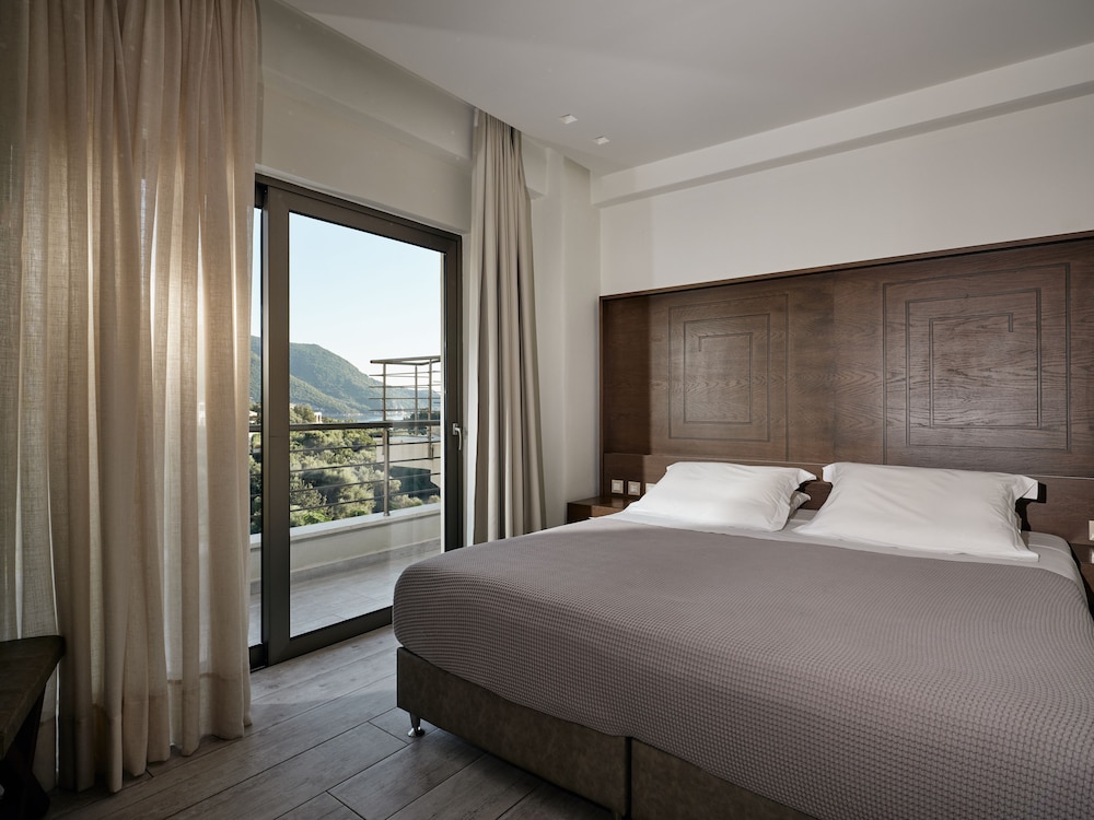 Sea, Suite, King Bed, Shared Terrace