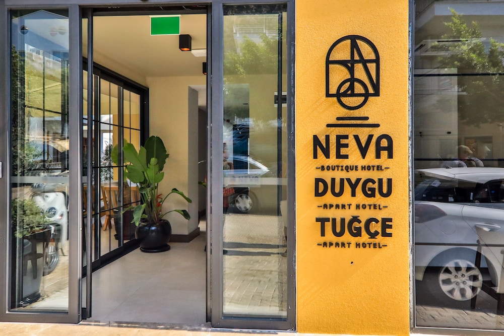 Neva Boutique Hotel 8/50