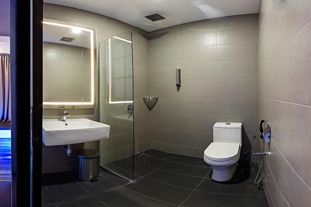 Roomies Suites 22/22