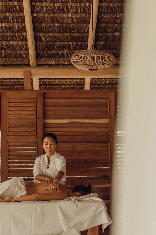 Filha da Lua Ecolodge 10/22