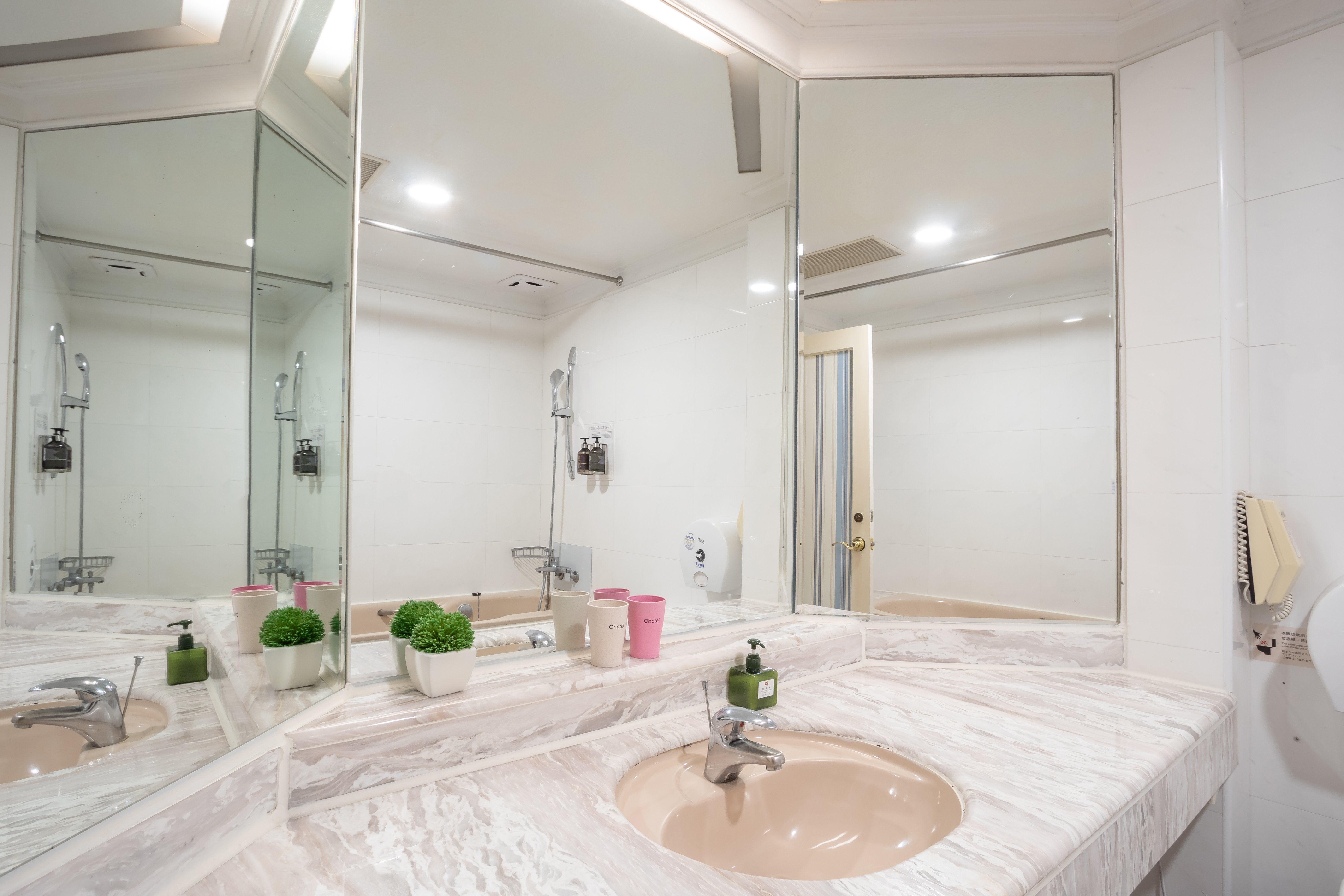 F Hotel Taichung Lichia Royal Garden 33/33