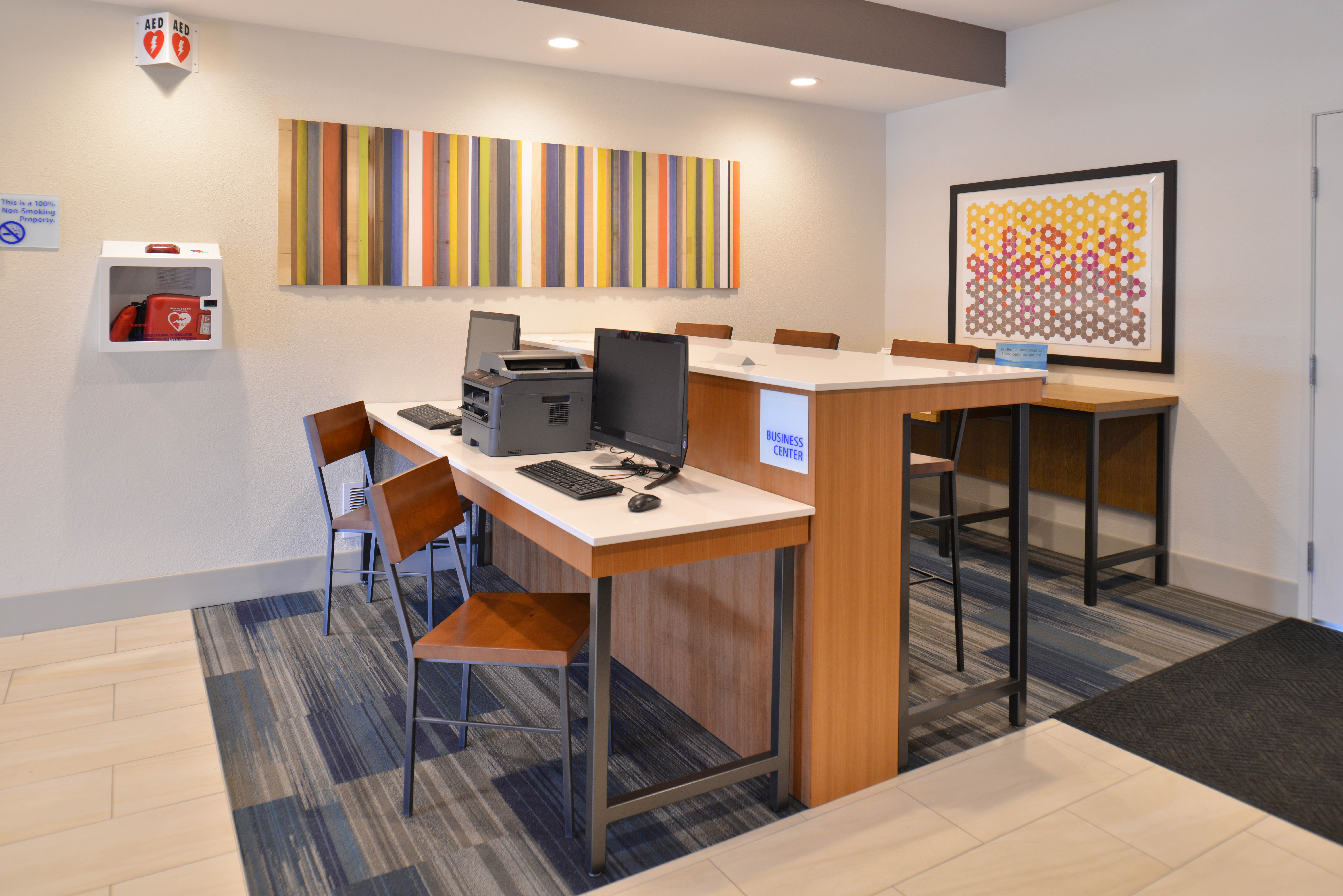 Holiday Inn Express Hotel Suites Stevens Point 52/57