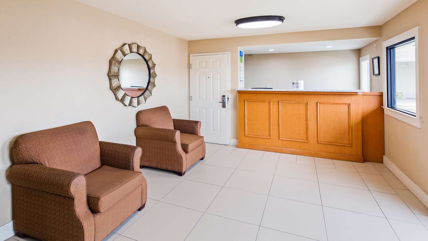 Surestay Hotel By Best Western Tupelo North 7/28