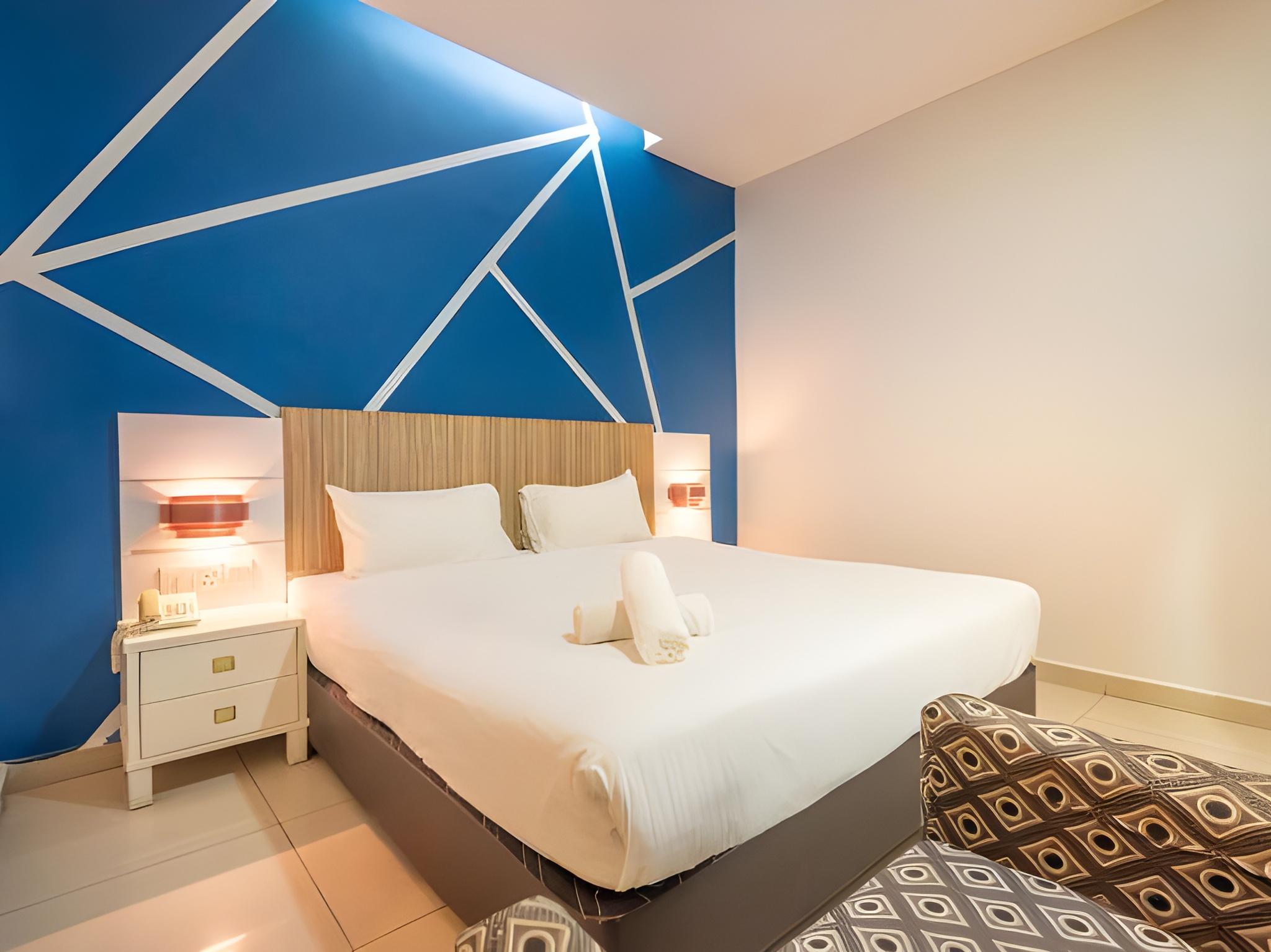 STANDARD KING ROOM