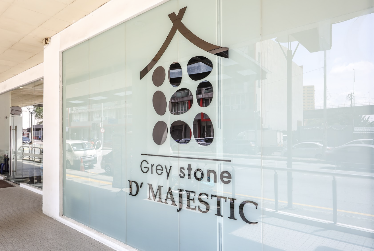 Greystone Haus D' Majestic Place 7/31