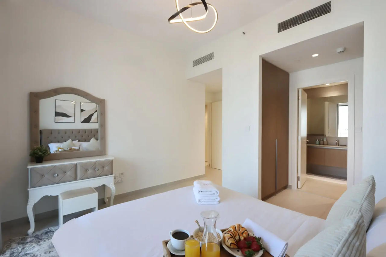 Cozy 2BR Walk to Creek Marina & Beach 12/21