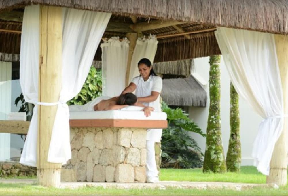 Portobello Hotel Resort And Safari 1/50