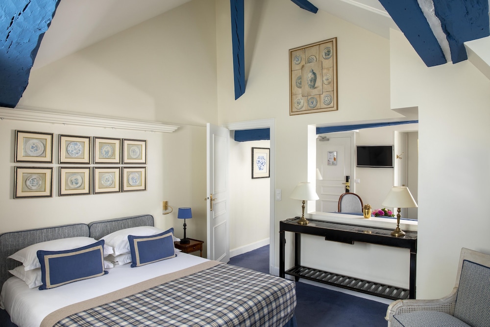 Le Relais Saint Honore 42/42