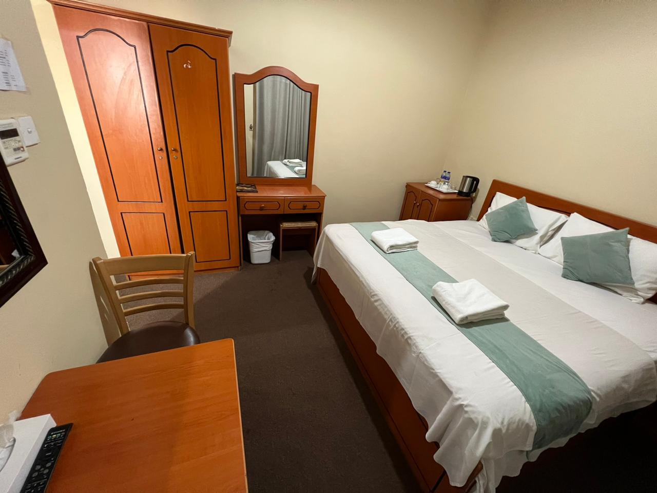Al Jazeerah Hotel 12/32