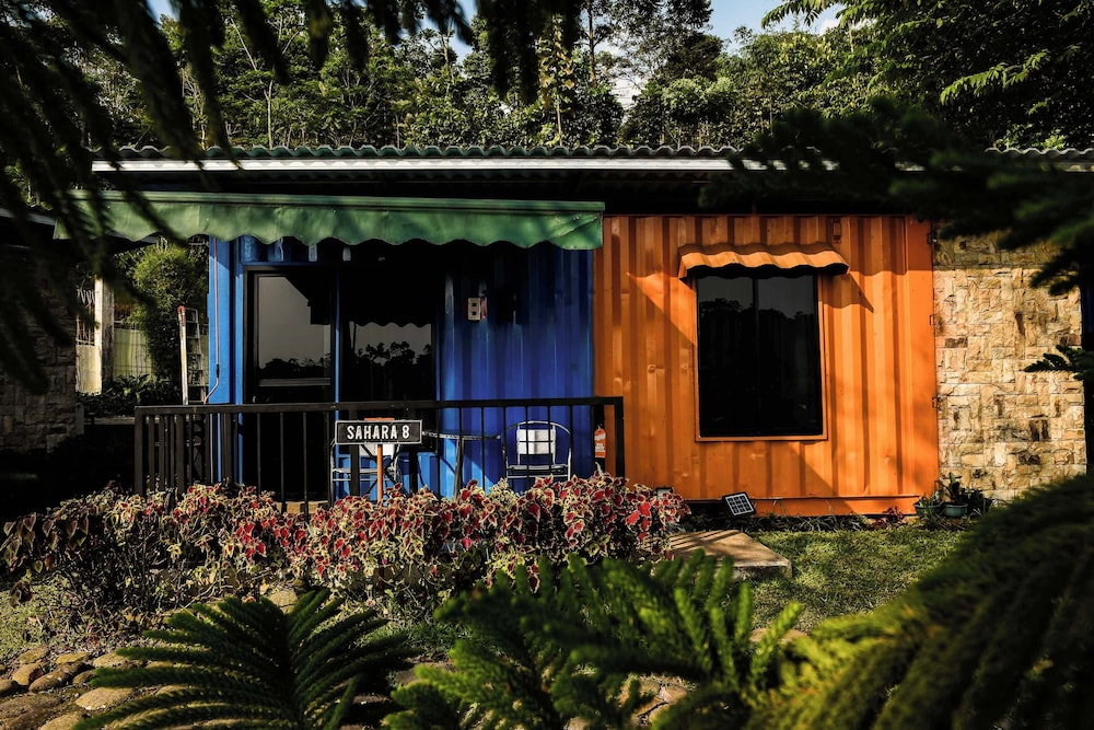 JSI Resort 43/56