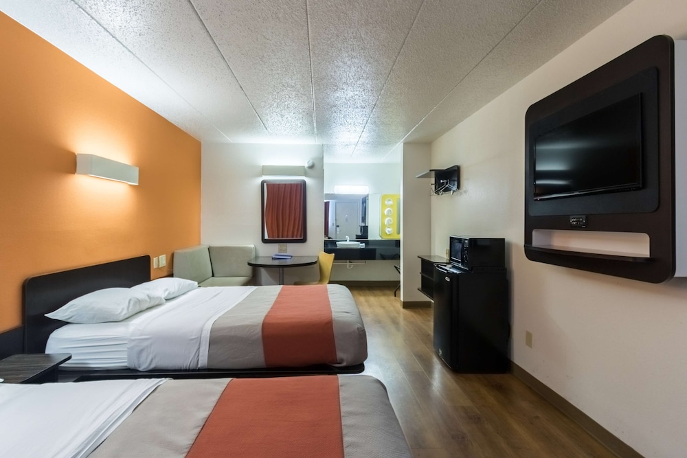 Motel6 Crawfordsville, IN 10/51