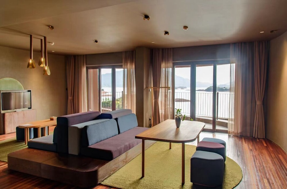 Hotel Karen 22/50