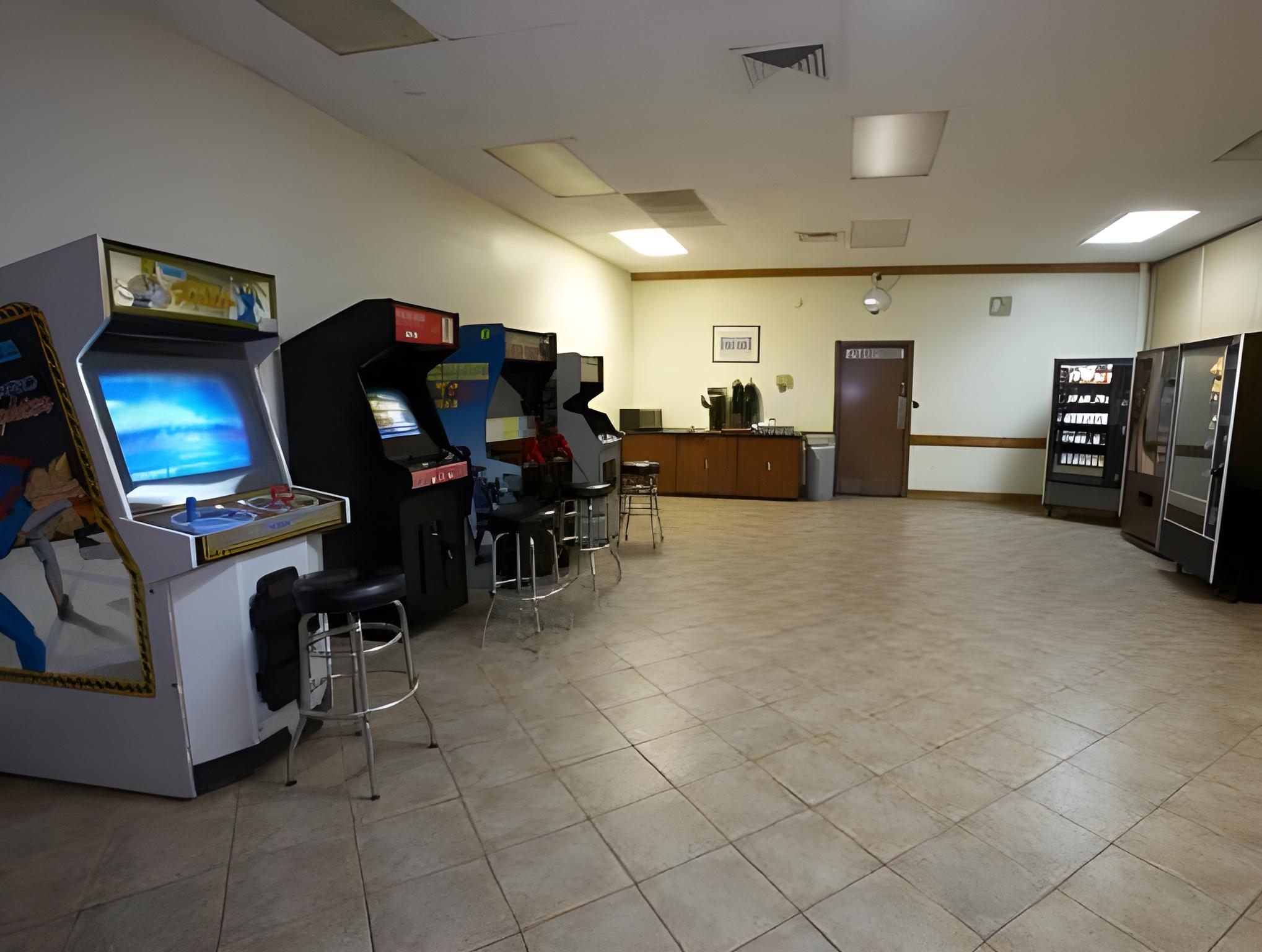 EZ 8 Motel Airporter 14/22