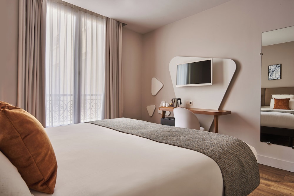 Hotel Magenta 38 by Happyculture 33/71