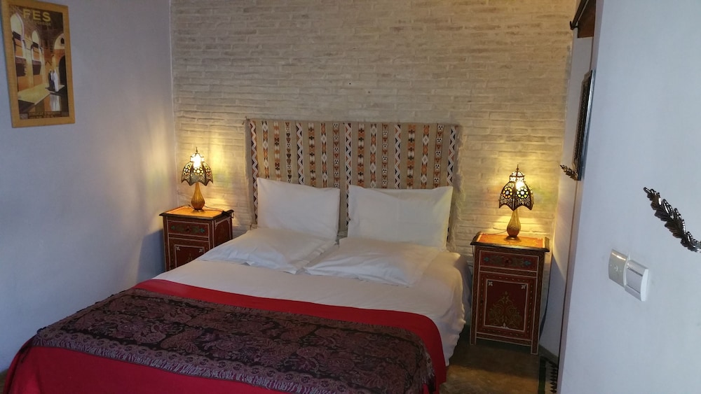 RIAD TARA 20/77