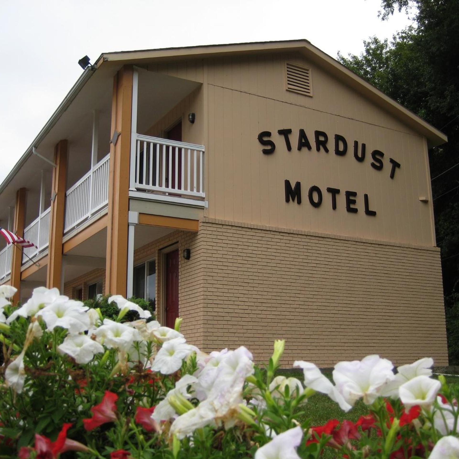 Stardust Motel 2/30