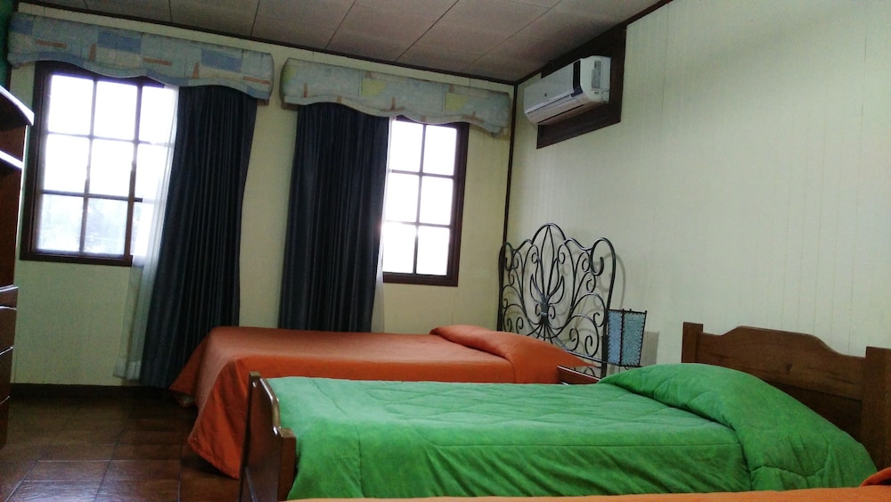 Hotel Casa Las Orquideas 28/72