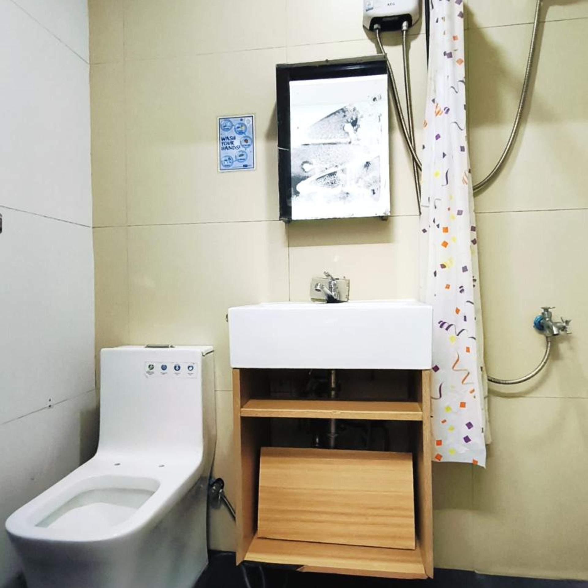 Oyo 108 Spiral Suites 49/50
