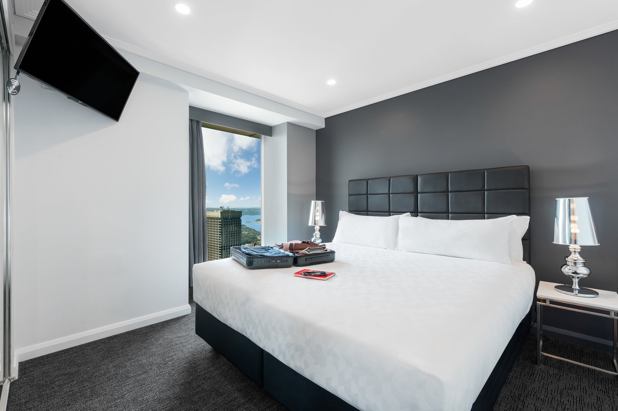 Meriton Suites World Tower 23/50