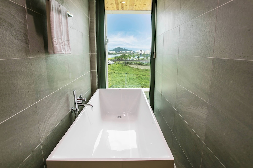 Hotel & Pool Villa Attirance 47/50