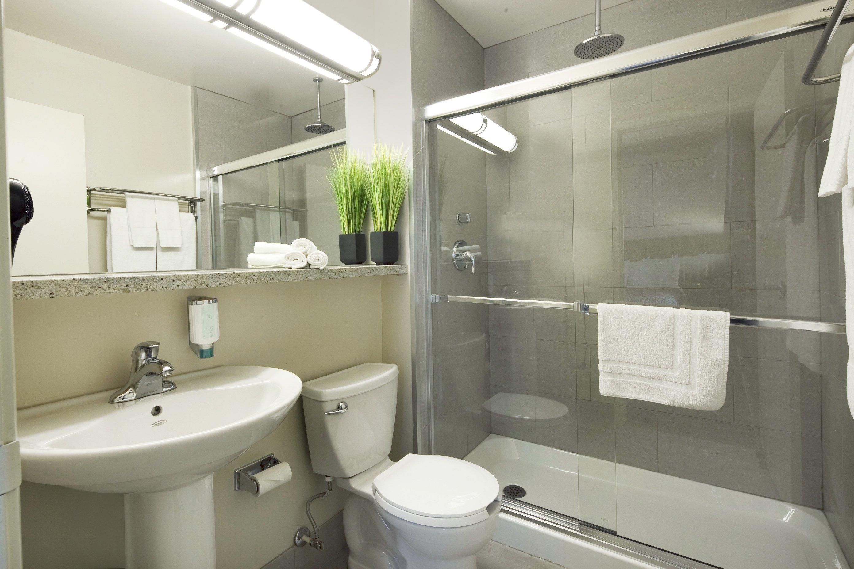 Canadas Best Value Inn Toronto 22/25
