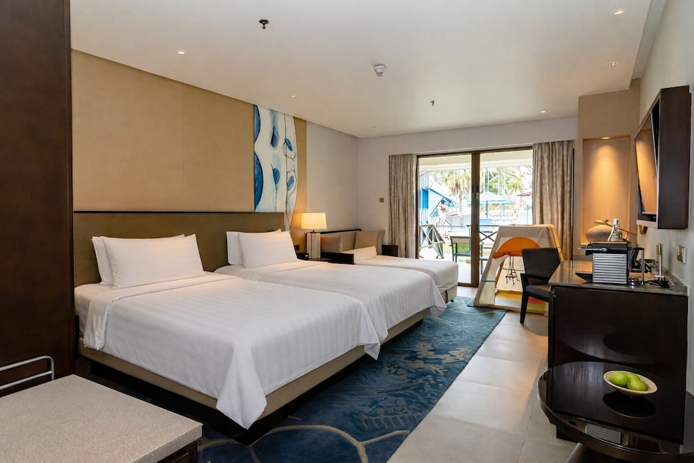 KINABALU, TWIN BEDS, SEA VIEW, TERRACE
