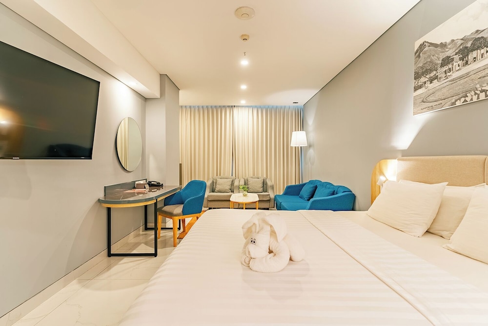 Executive, Suite, Queen Bed