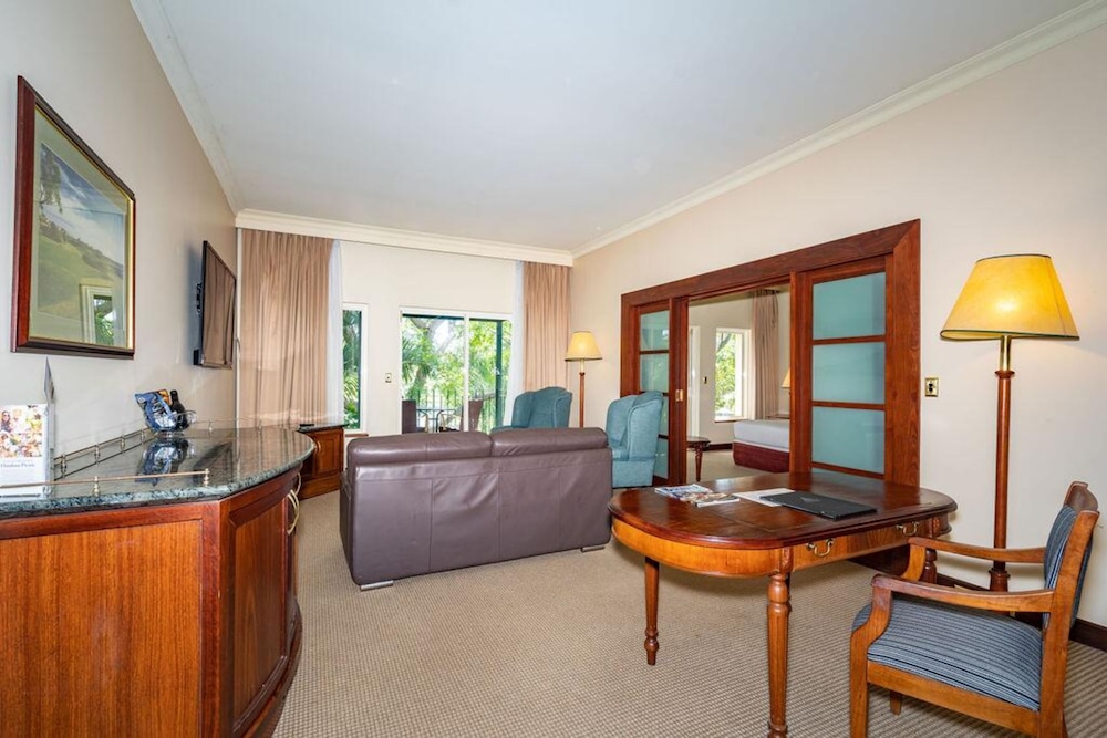 45 Joondalup Resort Country Club Blvd 32/44