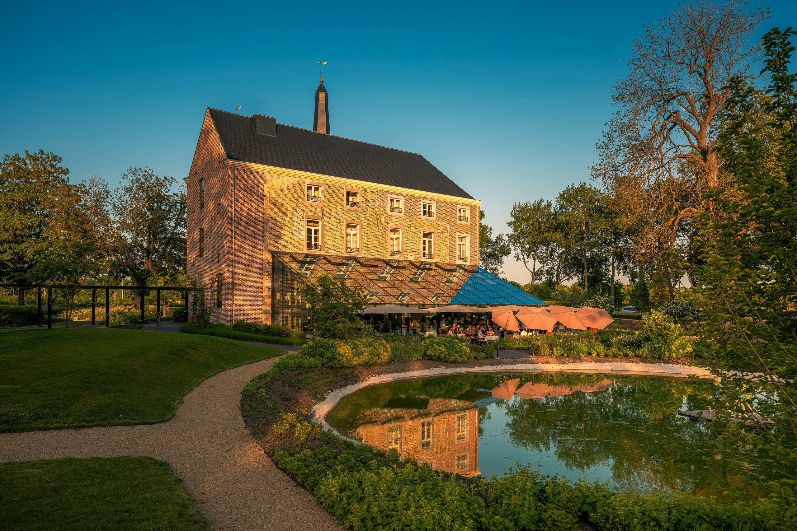 Van Oys Maastricht Retreat 57/63