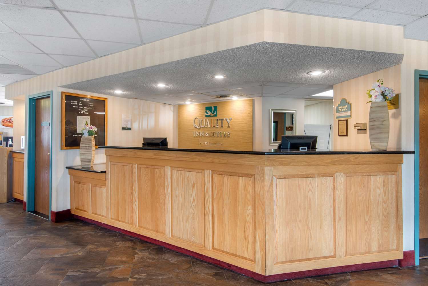 Quality Inn & Suites Mansfield 1/18