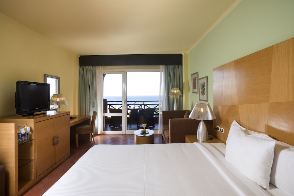 Superior, Double Bed, Sea View