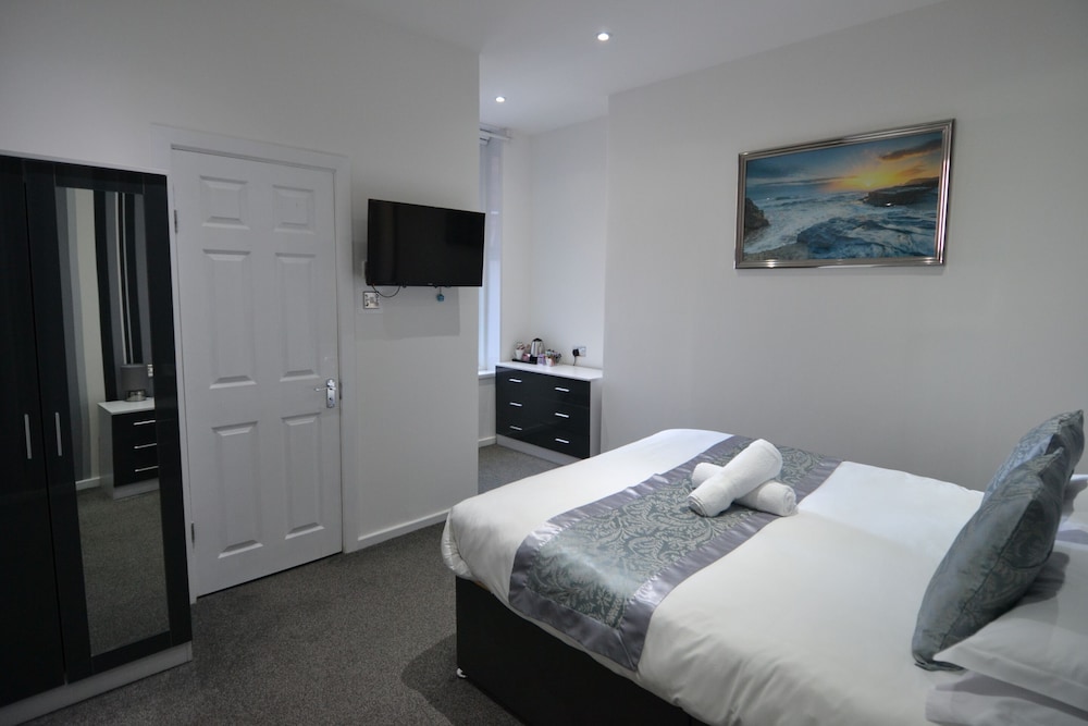 Hotel 33 14/50
