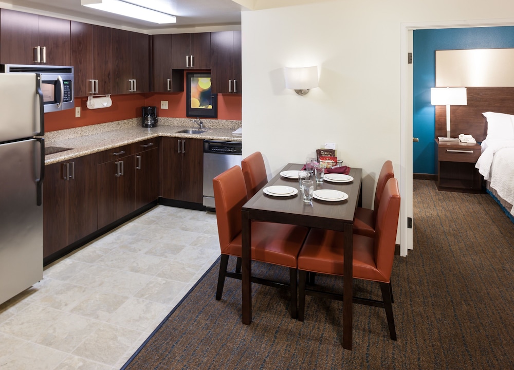 Residence Inn By Marriott Santa Clarita Valencia 36/61