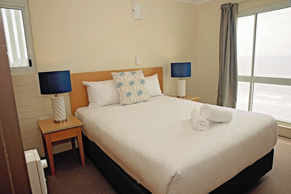 Don Pancho Beach Resort 20/50