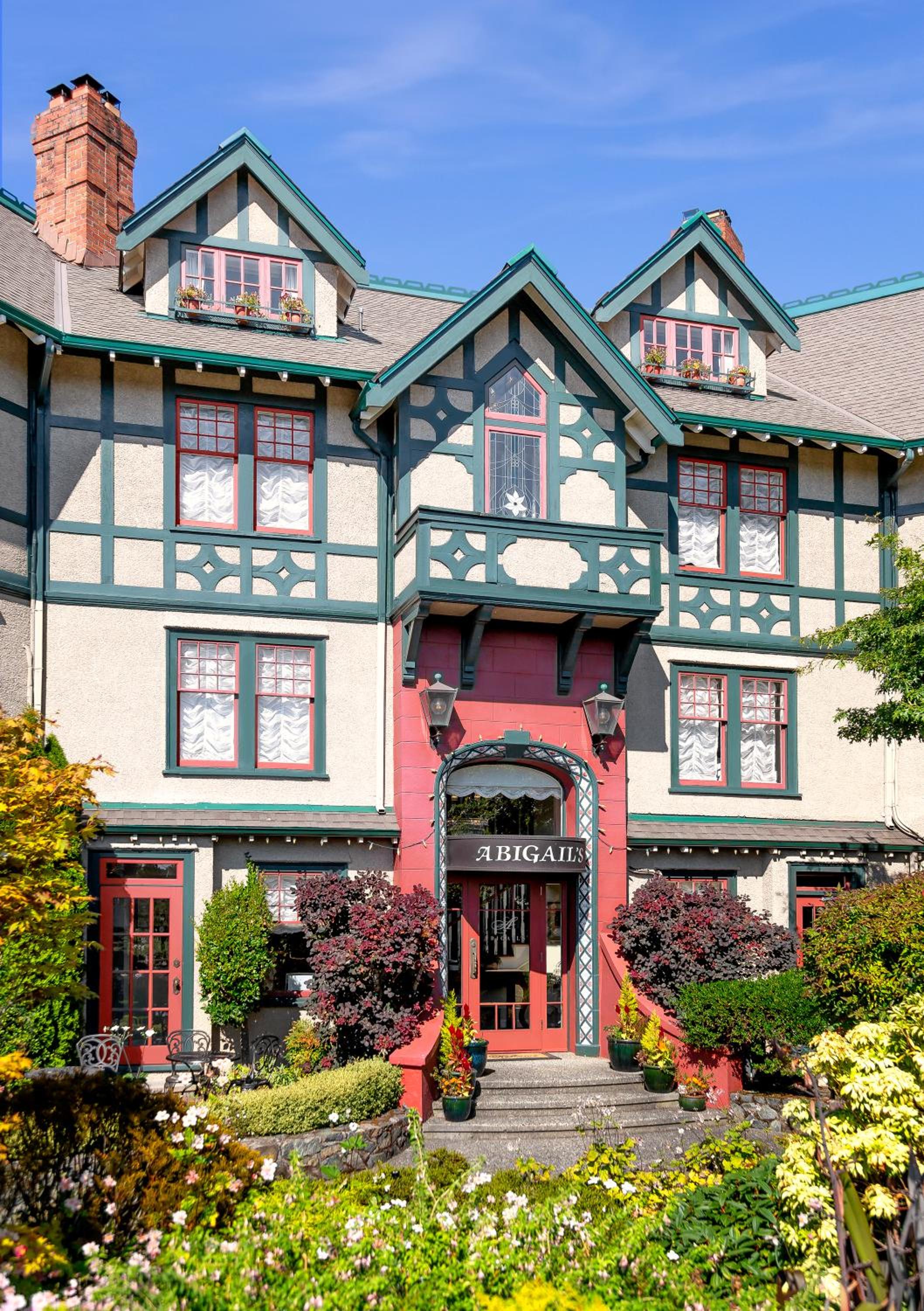 Abigail S Hotel 6/59