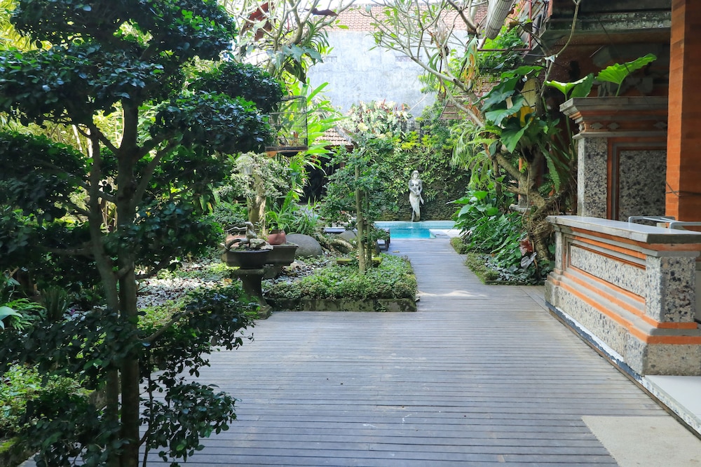 Pering Bungalow 51/60
