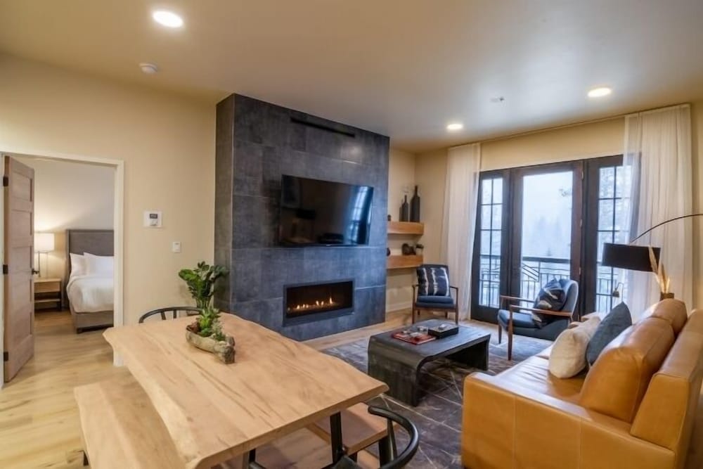 Tamarack Resort 32/50
