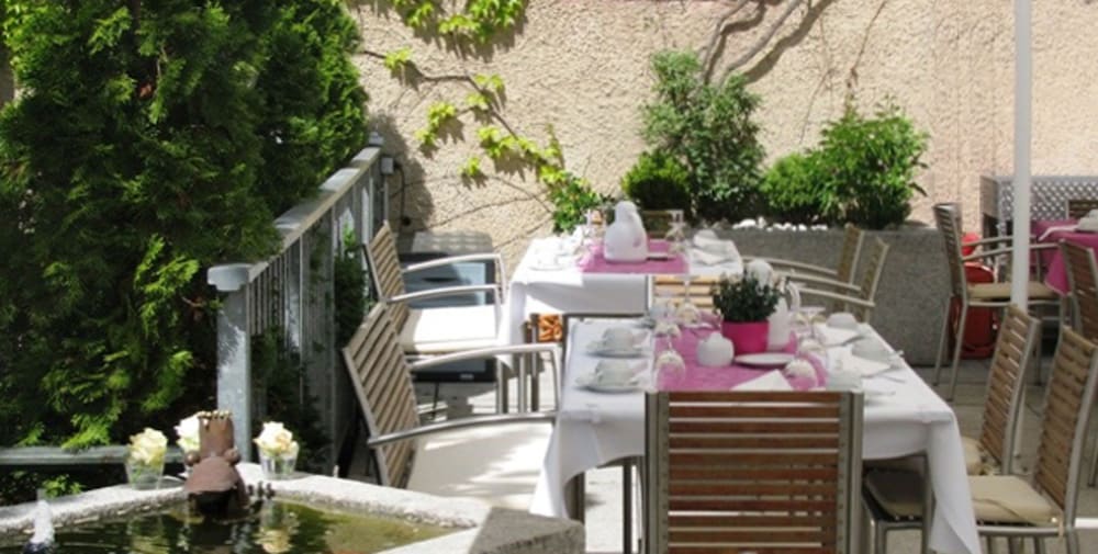 Sorat Insel-Hotel Regensburg 31/50