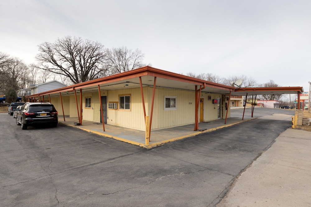 Cozy Rest Motel 29/39