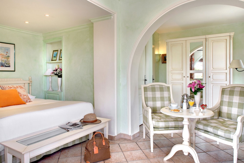 Hotel La Grande Bastide 52/75