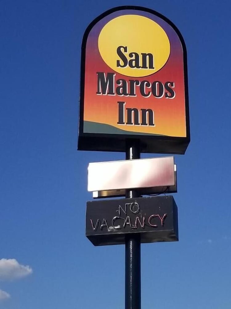 Americas Best Value Inn San Marcos 34/50